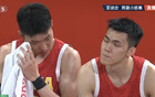 背靠背狂胜84分！中国男篮杀疯了！对手崩了，仅1人敢来握手！